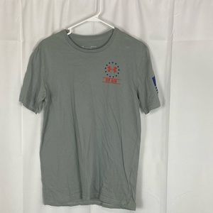 Bundle of 3 Men’s Under Armour Freedom tee’s
